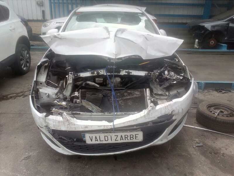 opel astra j lim. del año 2014