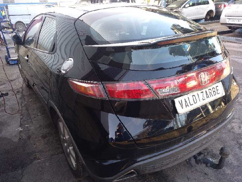 honda civic berlina 5 (fk) del año 2009