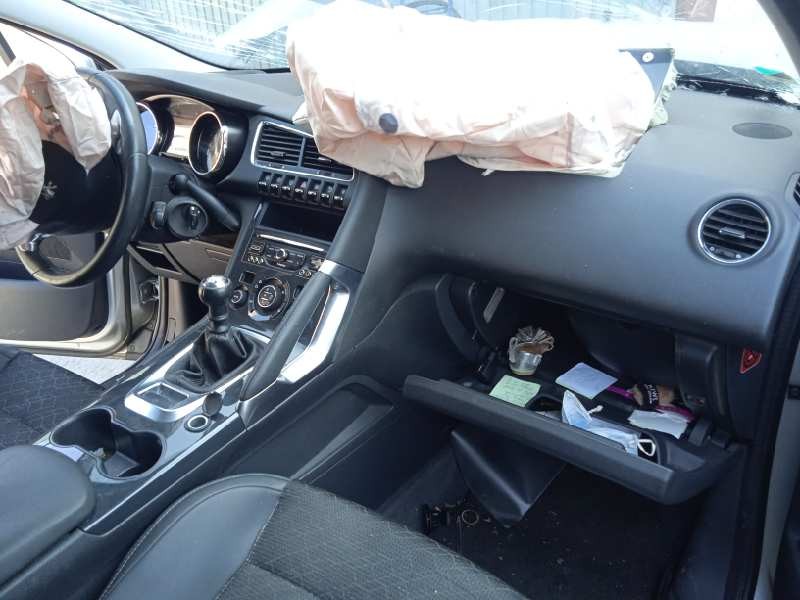 peugeot 3008 del año 2015