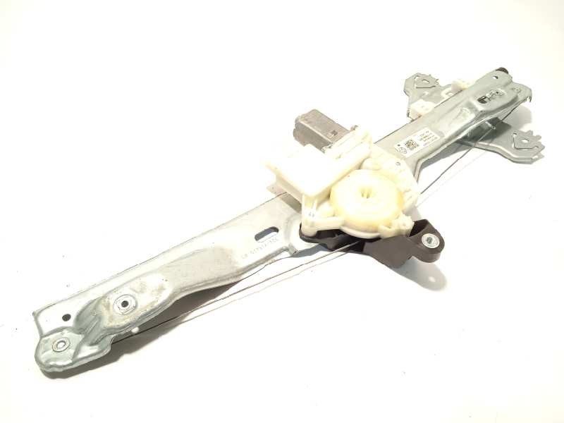 Recambio de elevalunas delantero izquierdo para renault kadjar 1.3 tce referencia OEM IAM 807217052R  