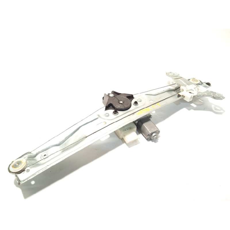 Recambio de elevalunas delantero izquierdo para renault kadjar 1.3 tce referencia OEM IAM 807217052R  