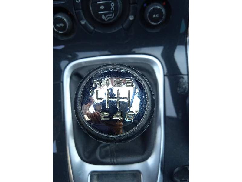 peugeot 3008 del año 2015