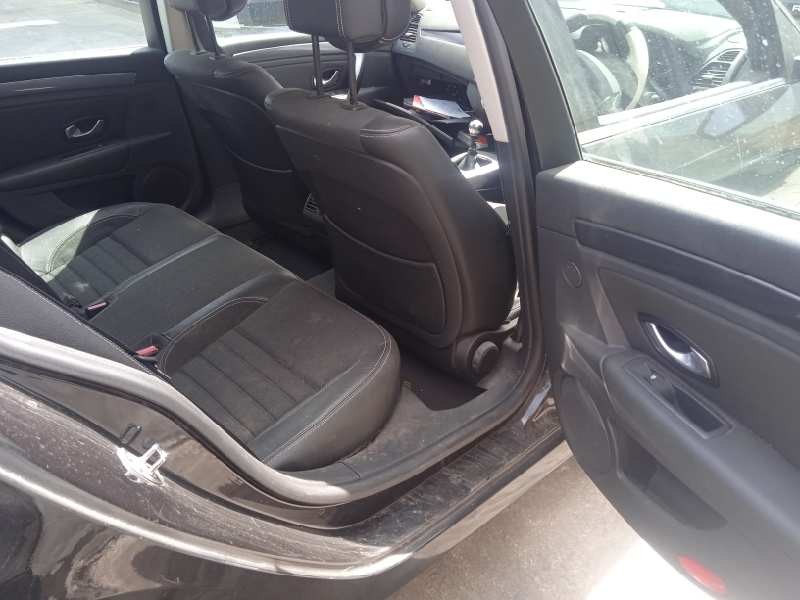 renault laguna grandtour iii del año 2009