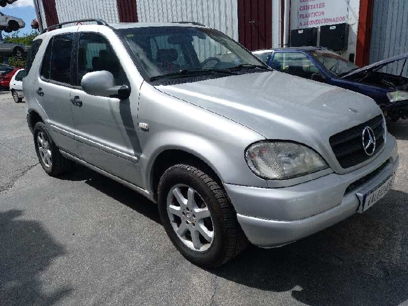 mercedes-benz clase m (w163) del año 1999