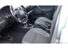 skoda octavia berlina (1u2) del año 2003 2