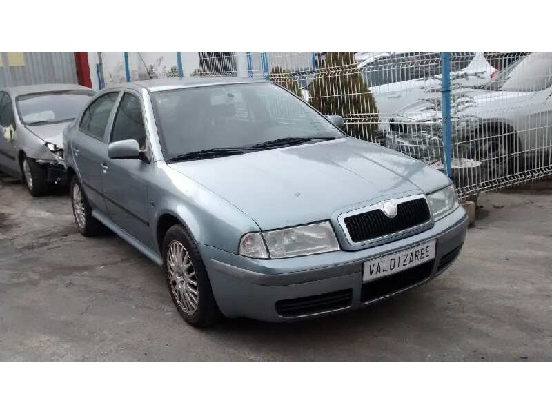 skoda octavia berlina (1u2) del año 2003