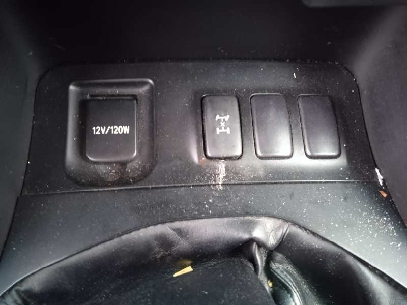 toyota land cruiser (j12) del año 2007