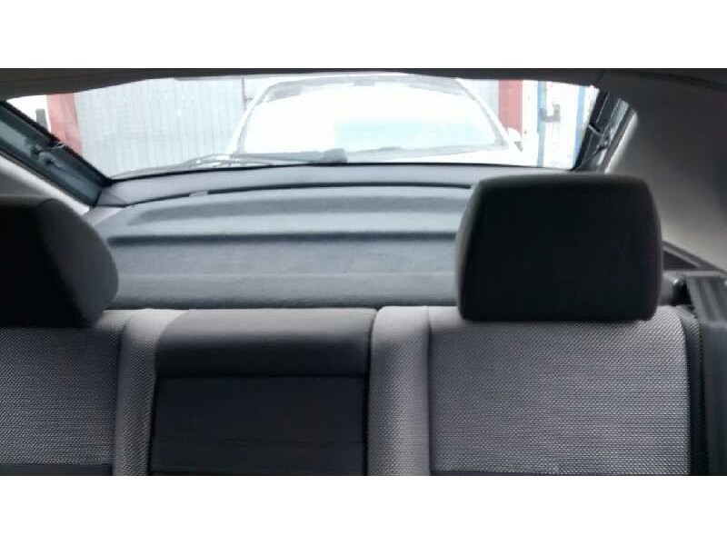 skoda octavia berlina (1u2) del año 2003