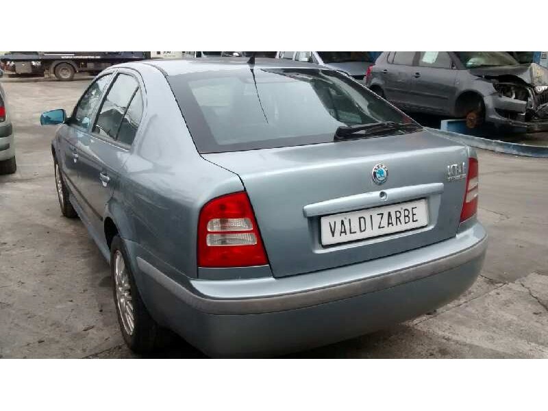 skoda octavia berlina (1u2) del año 2003
