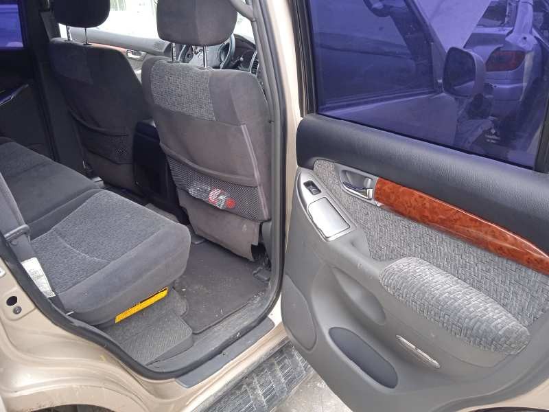 toyota land cruiser (j12) del año 2007