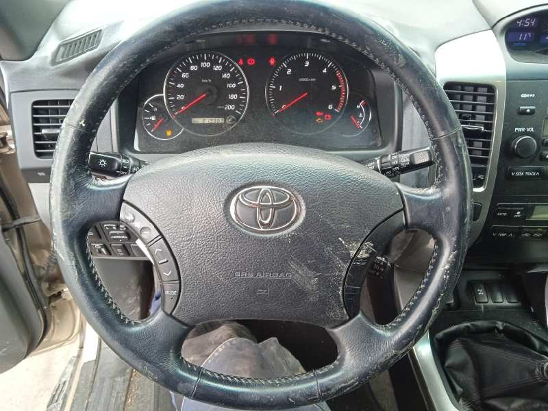 toyota land cruiser (j12) del año 2007