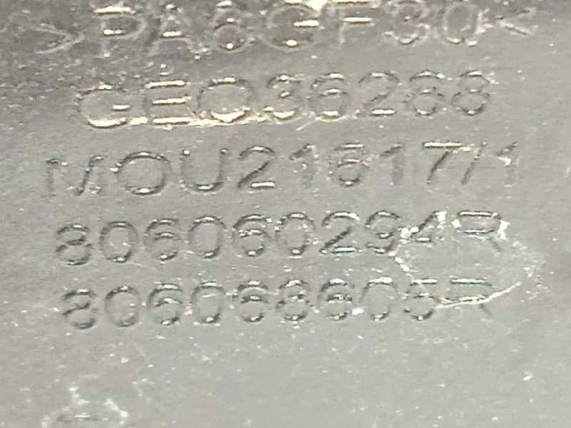 Recambio de maneta exterior delantera derecha para renault kadjar 1.3 tce referencia OEM IAM 806068605R  