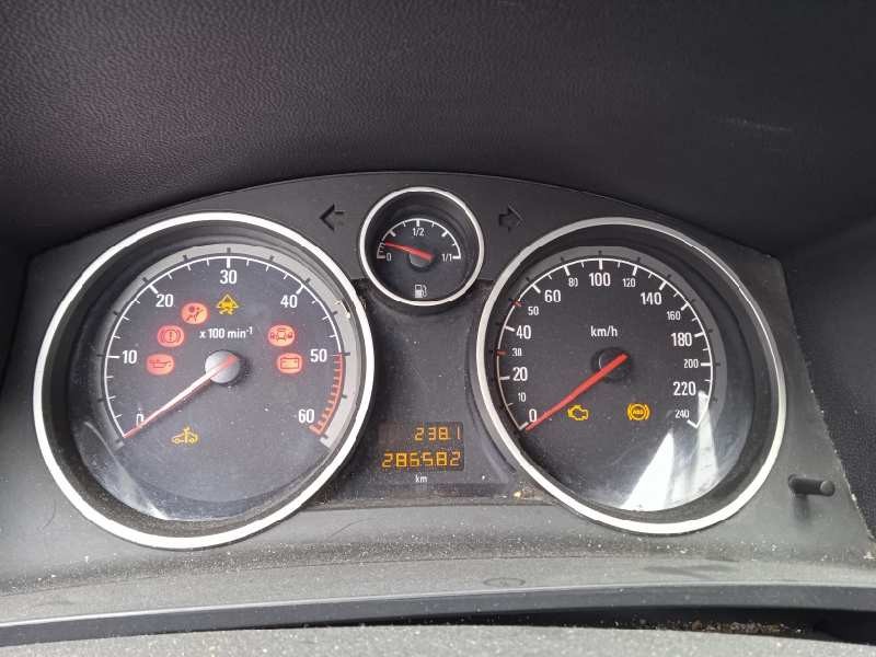 opel zafira b del año 2005