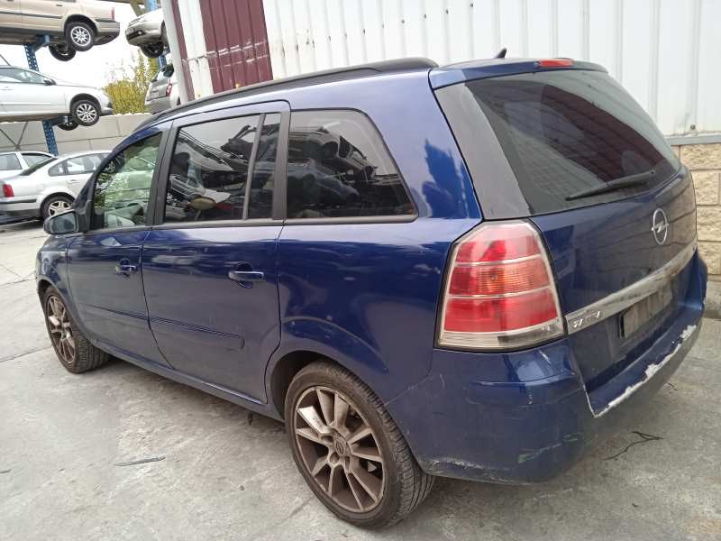 opel zafira b del año 2005