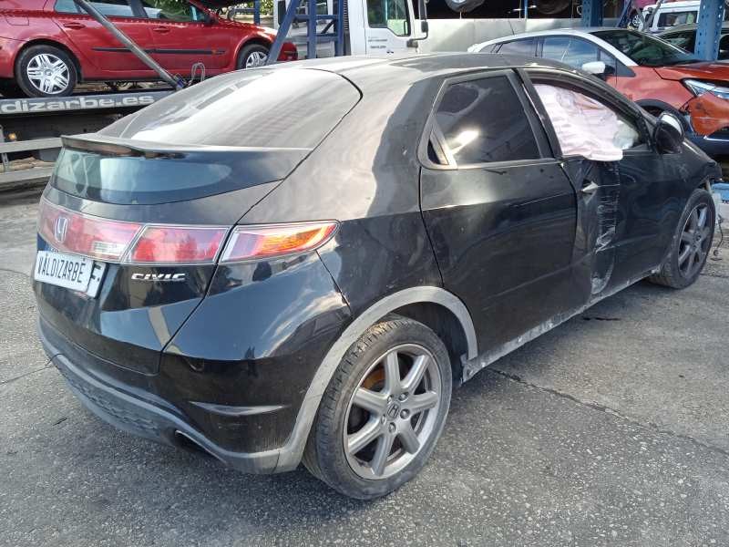 honda civic berlina 5 (fk) del año 2006