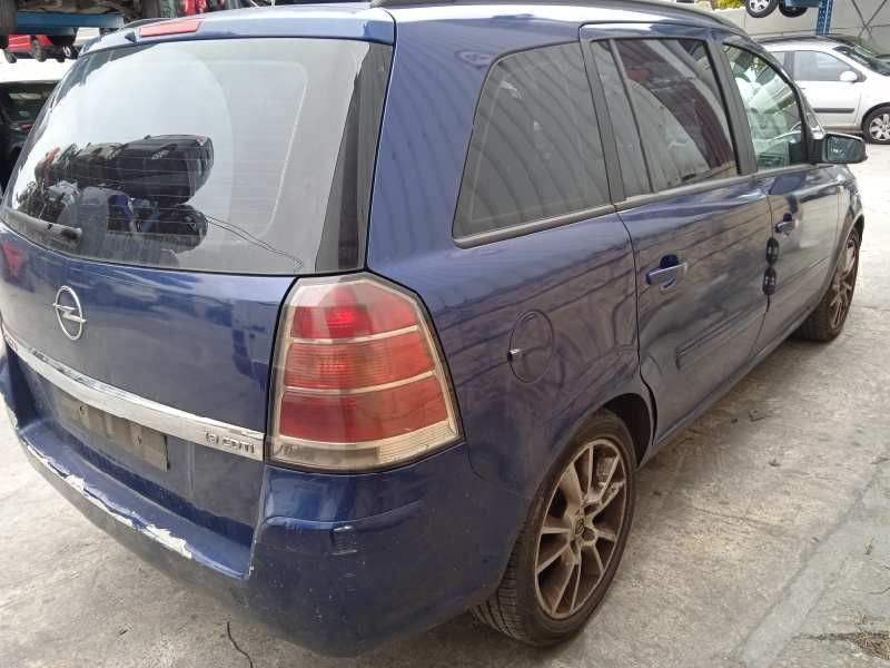 opel zafira b del año 2005
