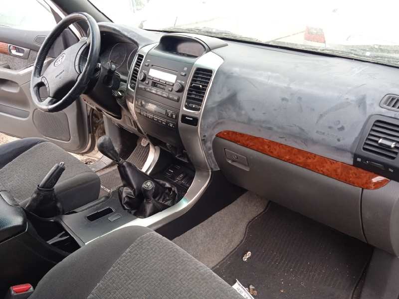 toyota land cruiser (j12) del año 2007