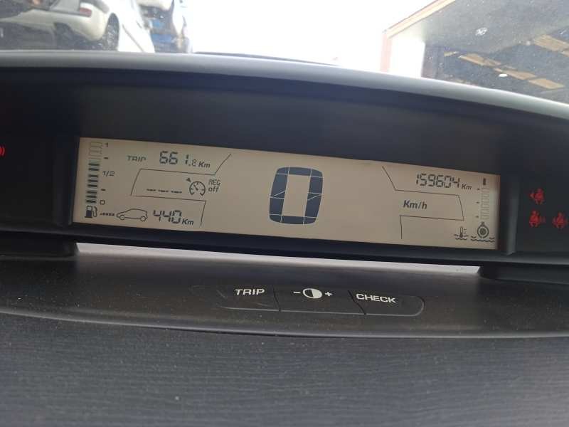 citroën c4 berlina del año 2006