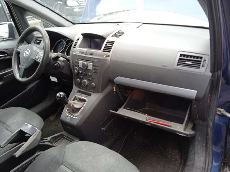 opel zafira b del año 2005