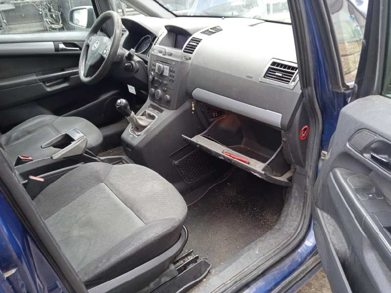 opel zafira b del año 2005