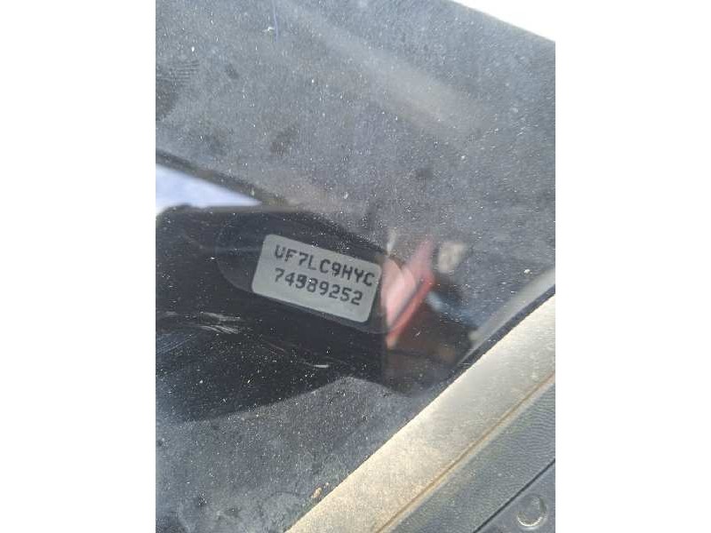 citroën c4 berlina del año 2006