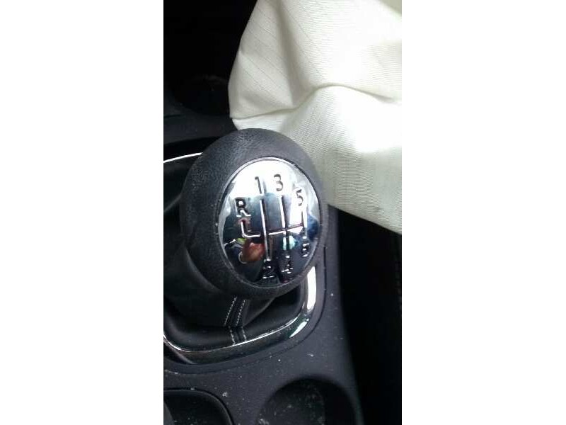 renault megane iii berlina 5 p del año 2015