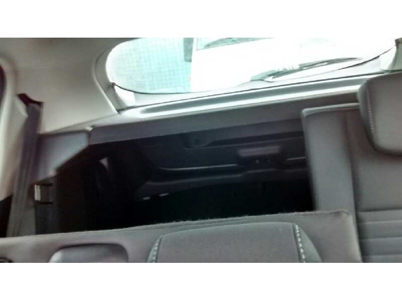 renault megane iii berlina 5 p del año 2015