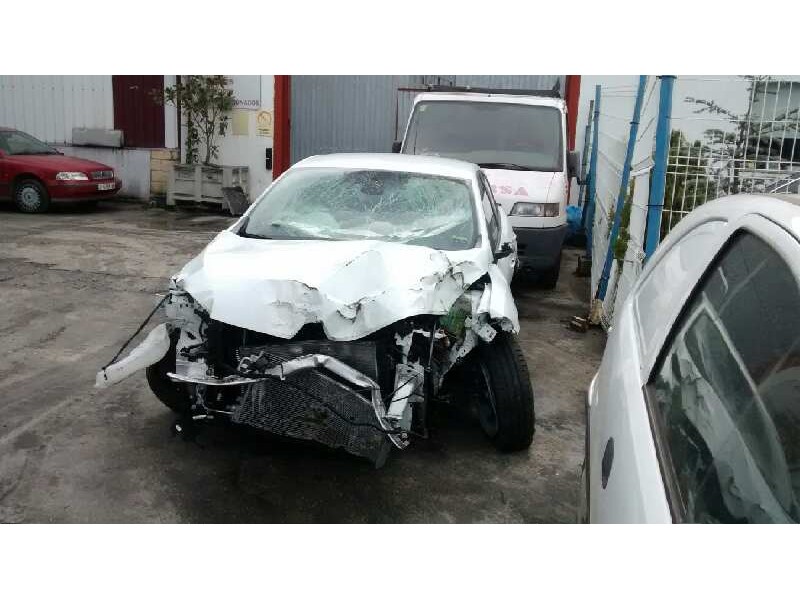 renault megane iii berlina 5 p del año 2015