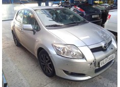 toyota auris del año 2009