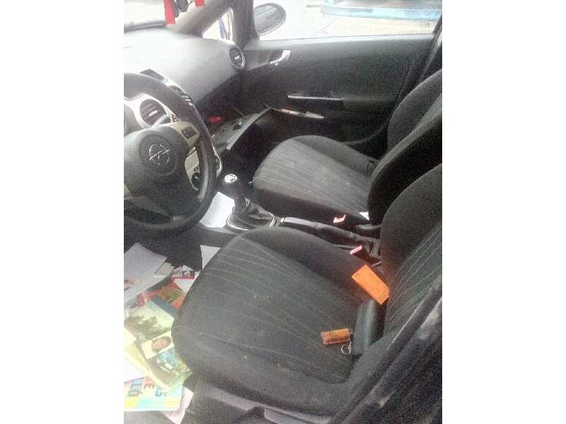 opel corsa d del año 2007