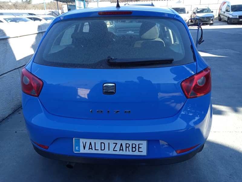 seat ibiza (6j5) del año 2008