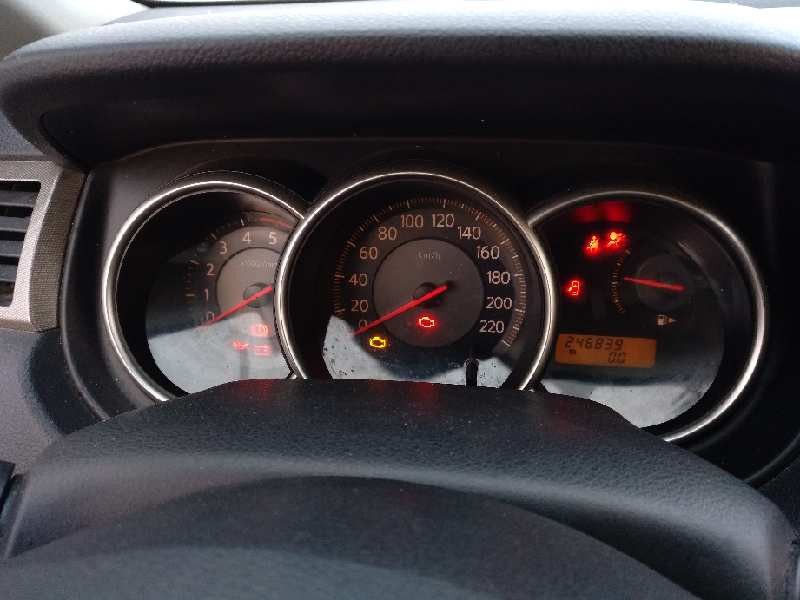 nissan tiida (c11x/sc11x) del año 2009