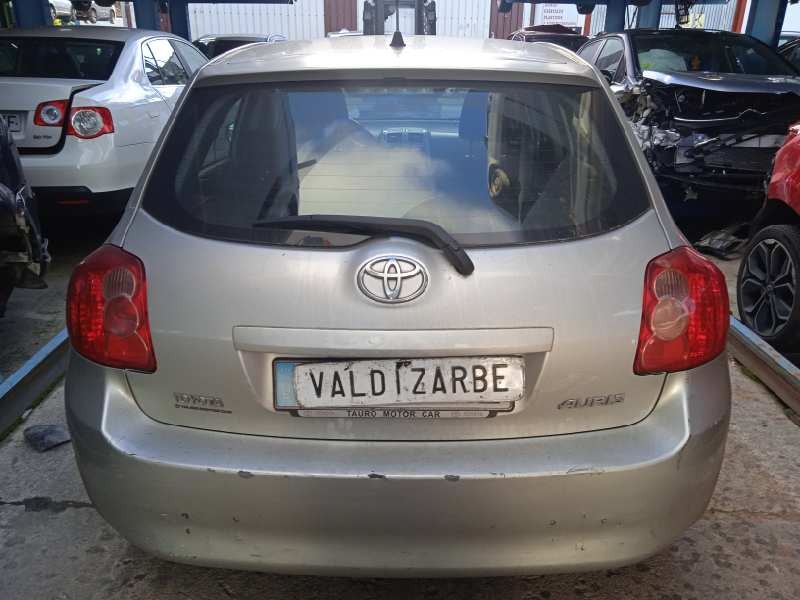 toyota auris del año 2009