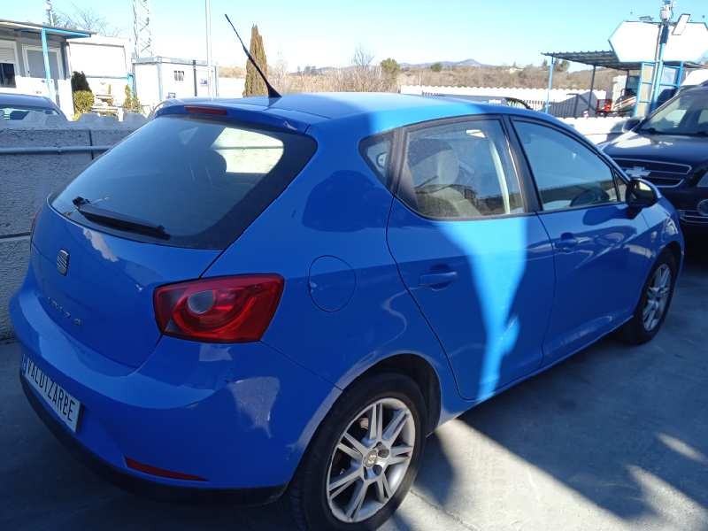 seat ibiza (6j5) del año 2008