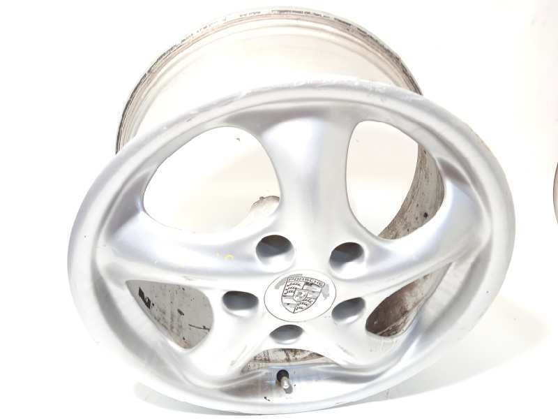 Recambio de llanta para porsche 911 (typ 996) carrera 4 coupe referencia OEM IAM 99636212800  