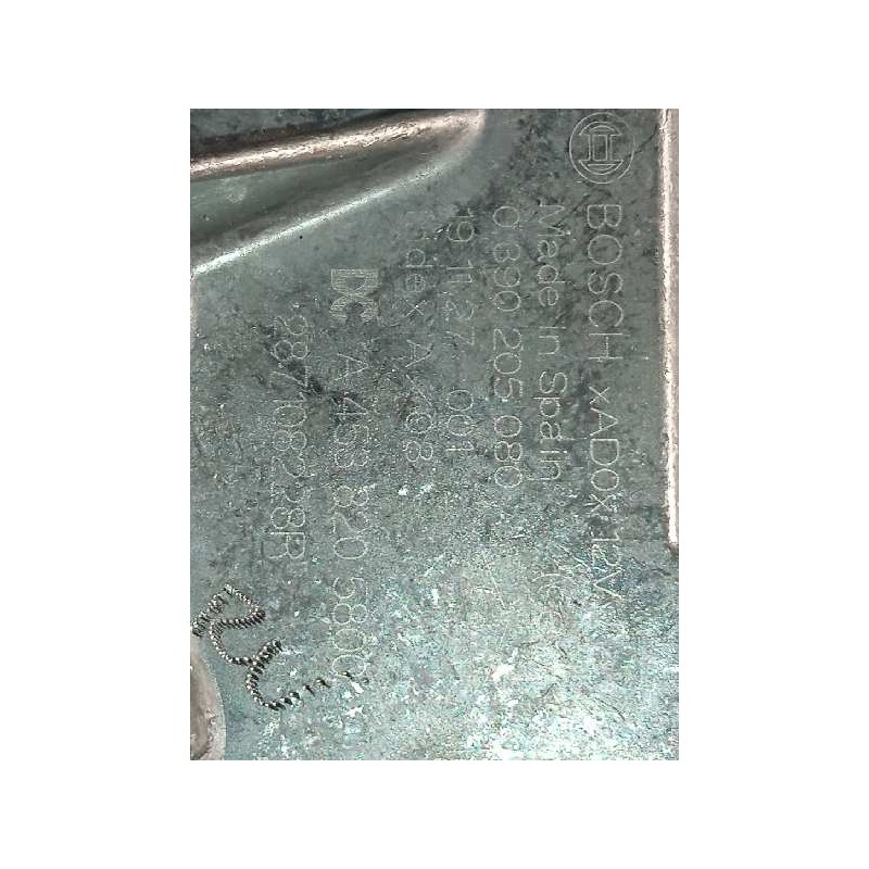 Recambio de motor limpia trasero para renault kadjar 1.3 tce referencia OEM IAM 287108228R  