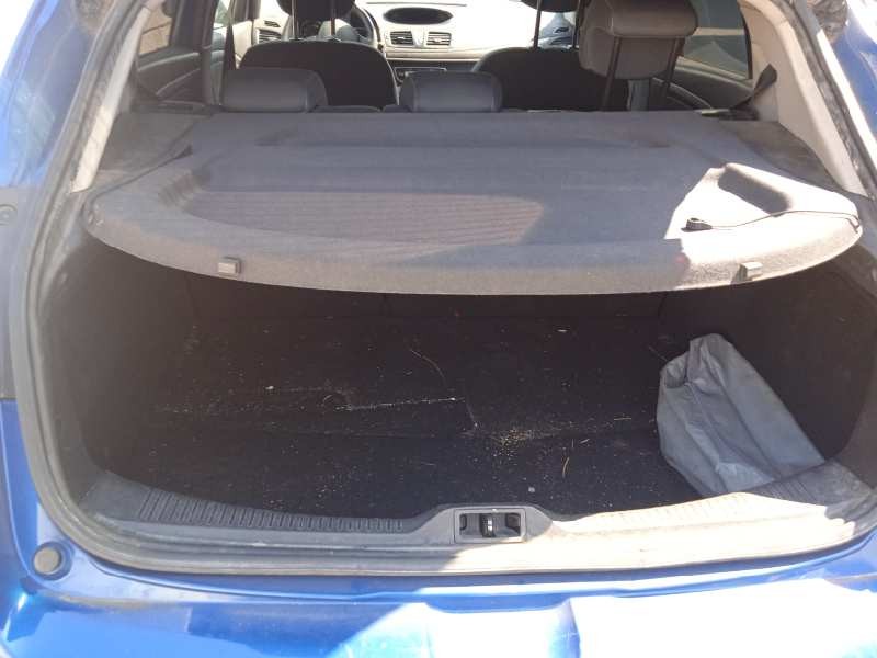 renault megane iii berlina 5 p del año 2009