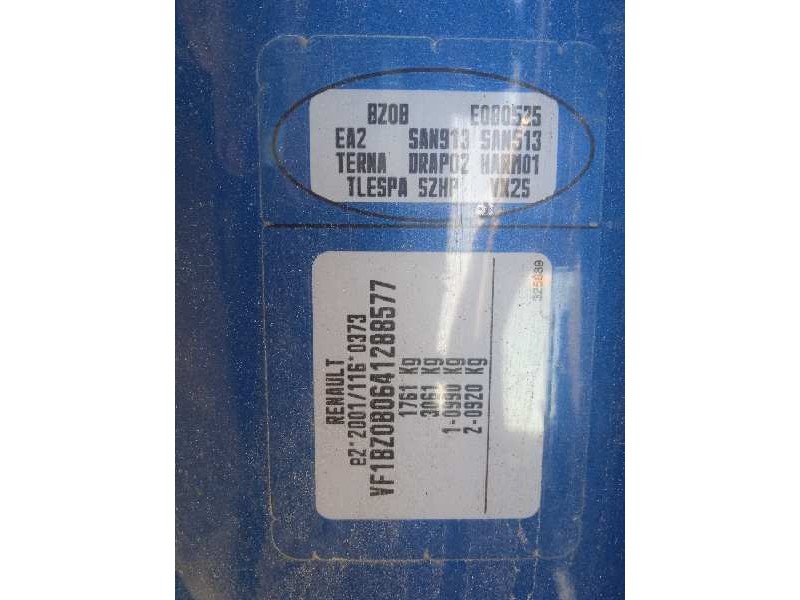 renault megane iii berlina 5 p del año 2009