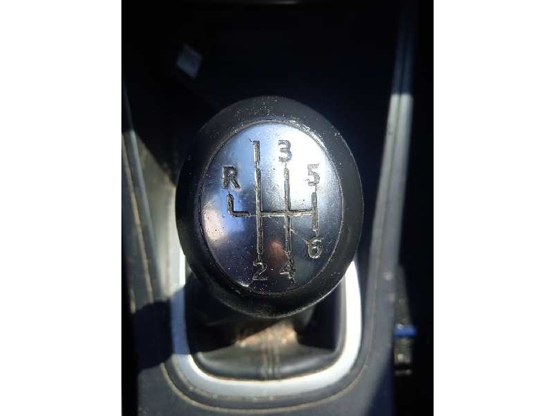 renault megane iii berlina 5 p del año 2009