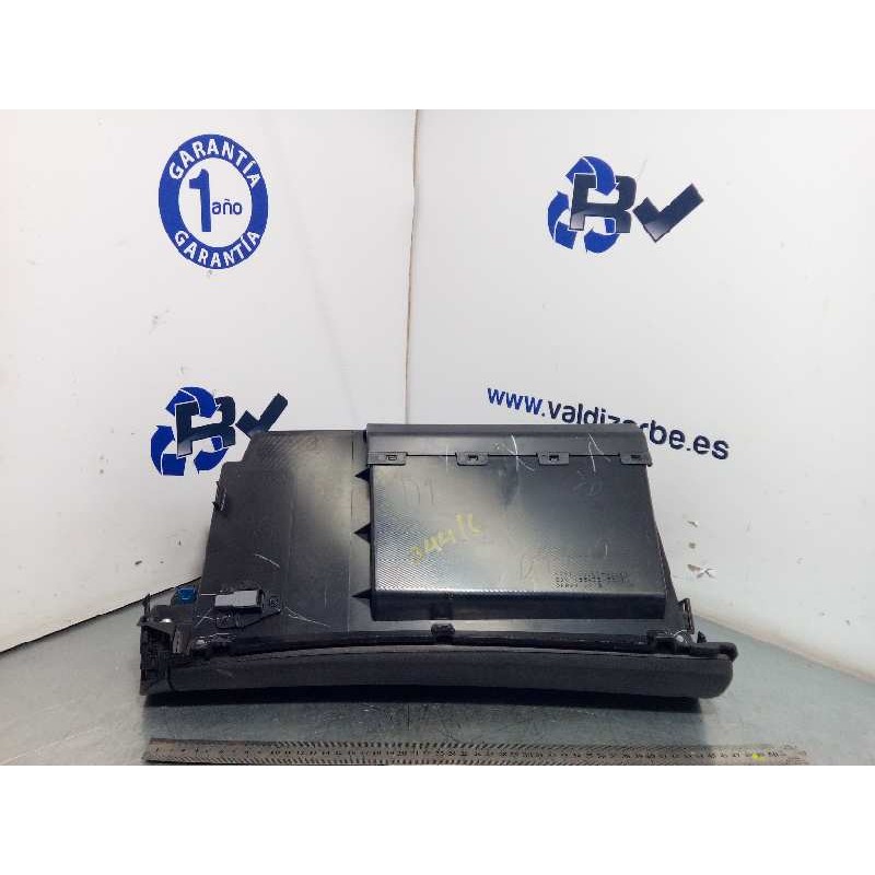 Recambio de guantera para lexus is200 (ds2/is2) 220d referencia OEM IAM 5555053061C0  