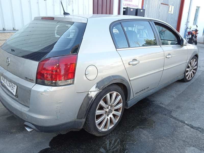 opel signum del año 2005