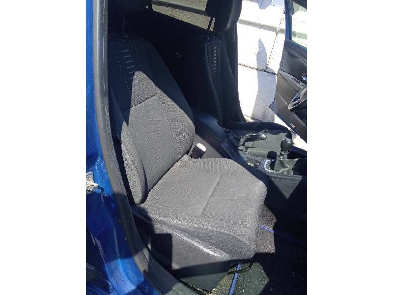 renault megane iii berlina 5 p del año 2009