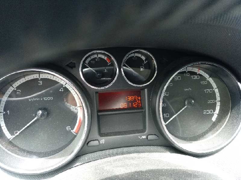 peugeot 308 sw del año 2012