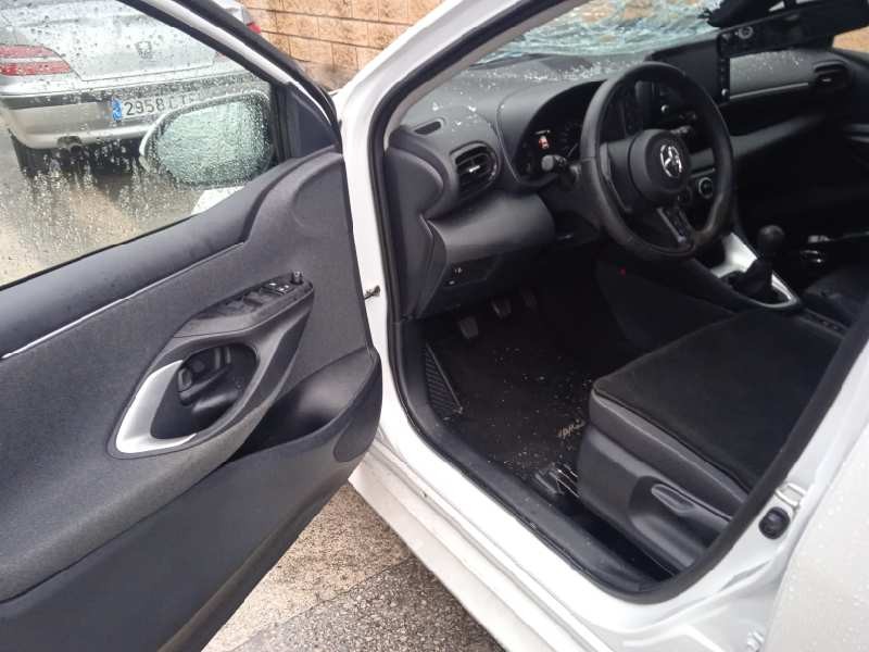 toyota yaris (ksp211 del año 2022