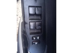 toyota auris touring sports (e18) del año 2014 2