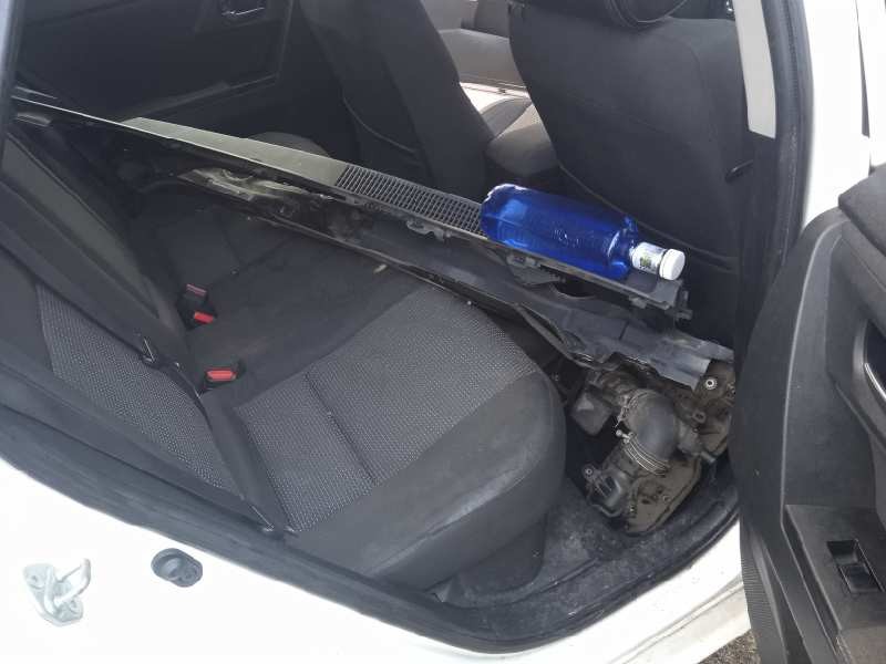 toyota auris touring sports (e18) del año 2014