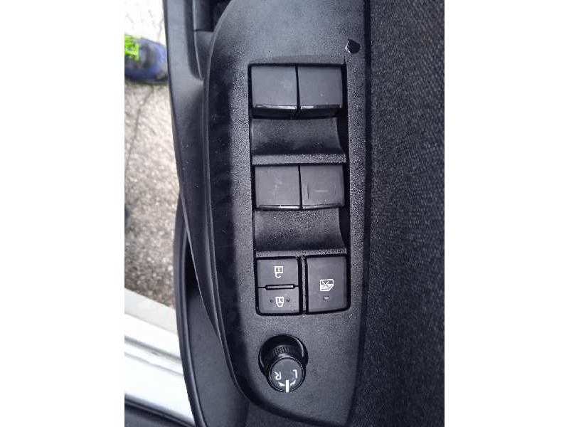 toyota yaris (ksp211 del año 2022