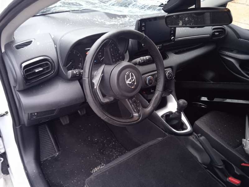 toyota yaris (ksp211 del año 2022