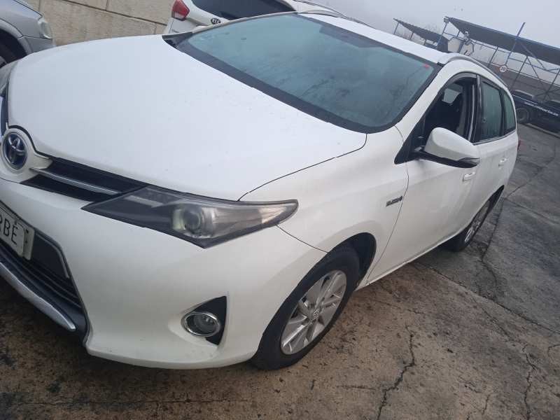 toyota auris touring sports (e18) del año 2014