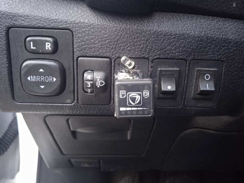 toyota auris touring sports (e18) del año 2014